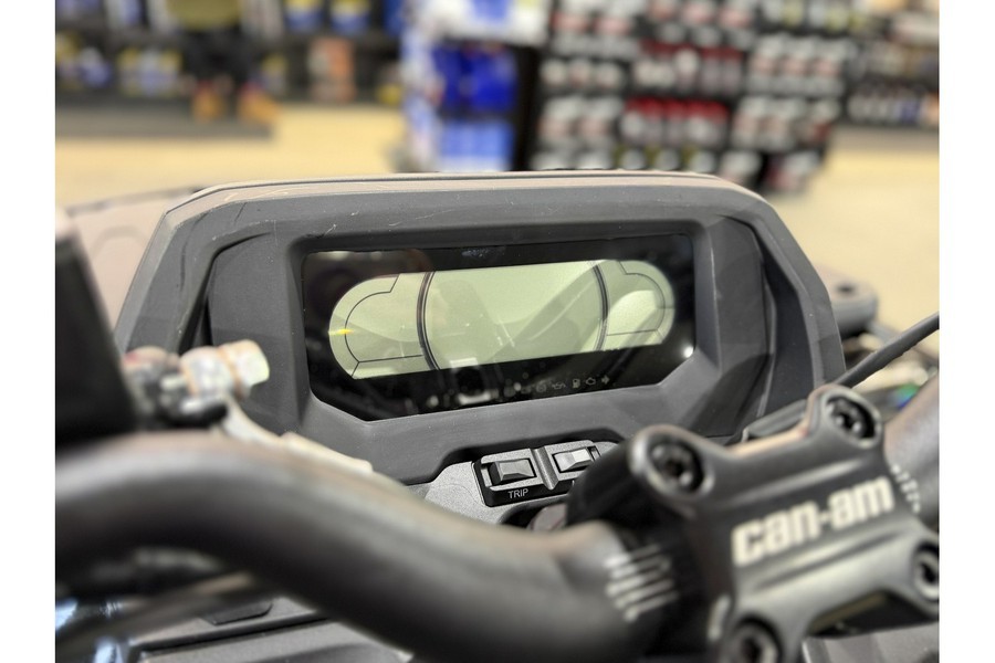 2026 Can-Am OUTLANDER MAX 6x6 BACKCOUNTRY 1000R