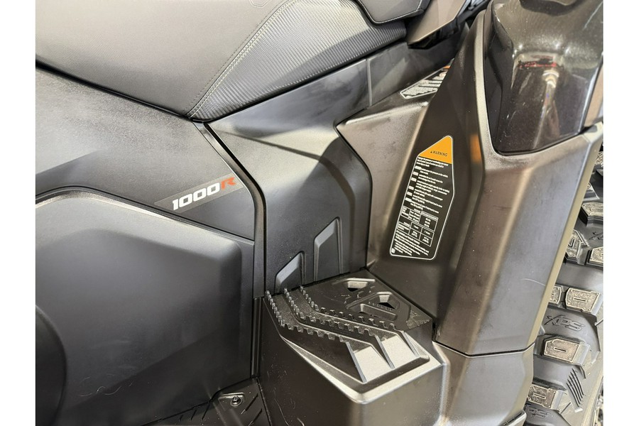 2026 Can-Am OUTLANDER MAX 6x6 BACKCOUNTRY 1000R