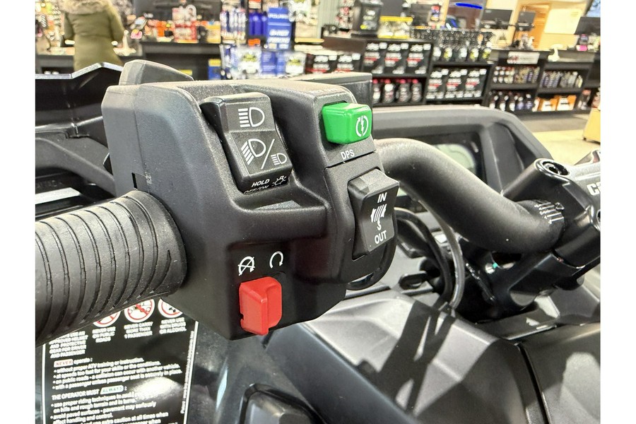 2026 Can-Am OUTLANDER MAX 6x6 BACKCOUNTRY 1000R