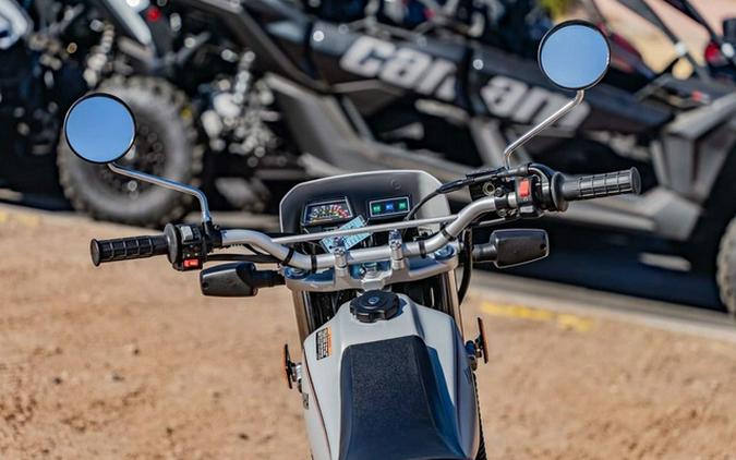 2027 Yamaha TW200