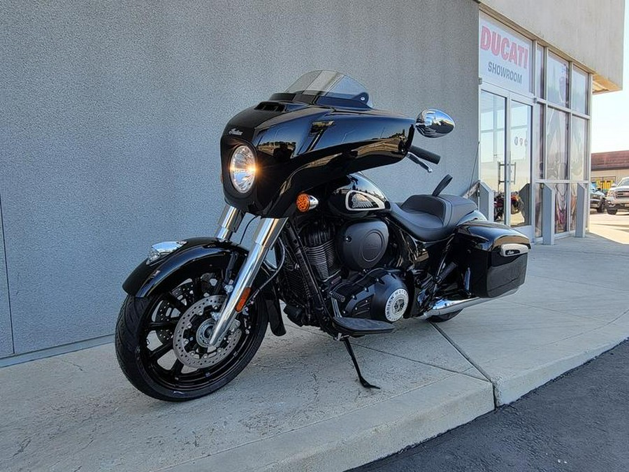 2023 Indian Motorcycle® Chieftain® Black Metallic