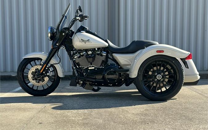 2023 Harley-Davidson Freewheeler