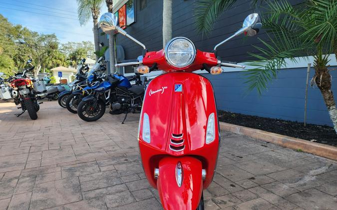 2023 Vespa Primavera 150 Red