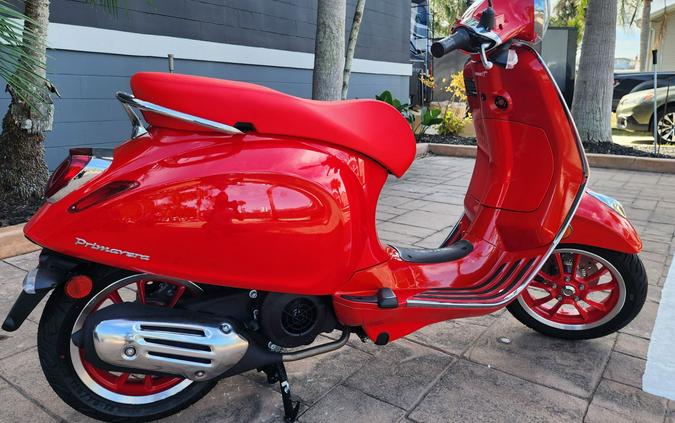 2023 Vespa Primavera 150 Red