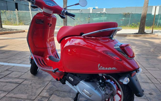 2023 Vespa Primavera 150 Red