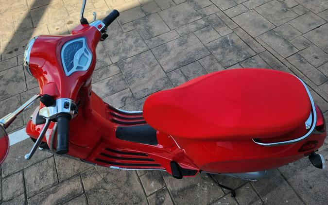 2023 Vespa Primavera 150 Red