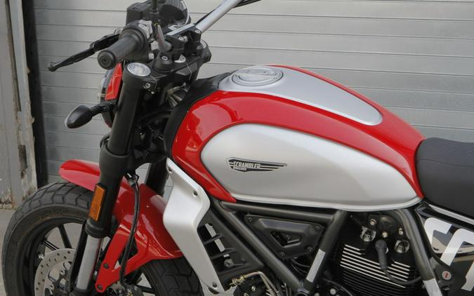 2025 Ducati Scrambler® Icon