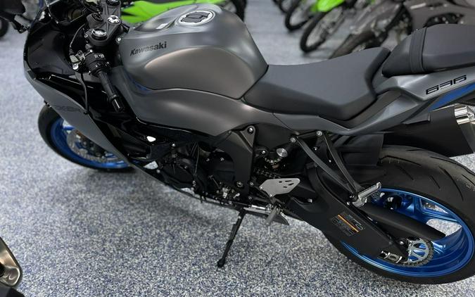 2026 Kawasaki Ninja® ZX™-6R