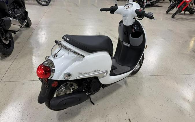 2016 Honda® Metropolitan