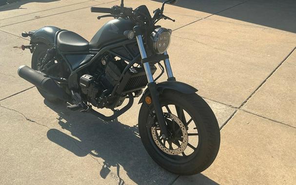2026 Honda Rebel 300 E-Clutch