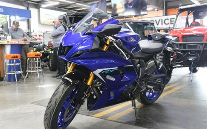 2025 Yamaha YZF-R7
