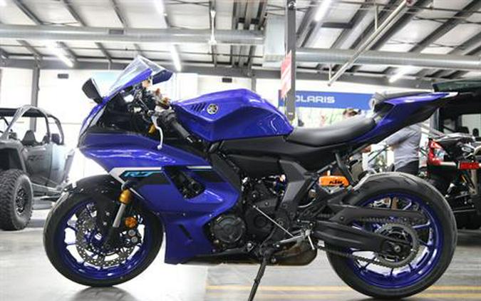 2025 Yamaha YZF-R7