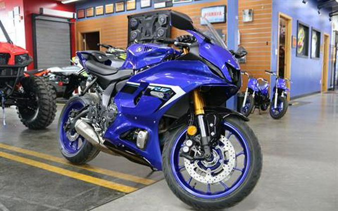 2025 Yamaha YZF-R7