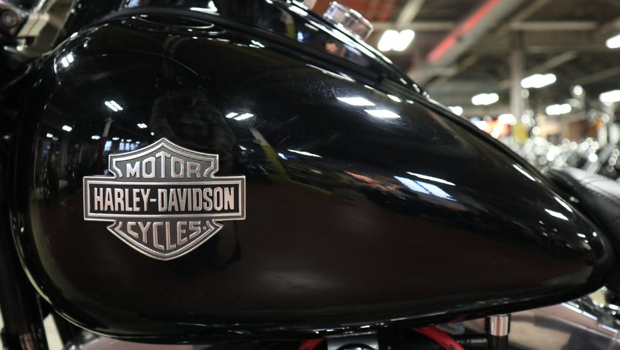 2017 Harley-Davidson Softail Slim®