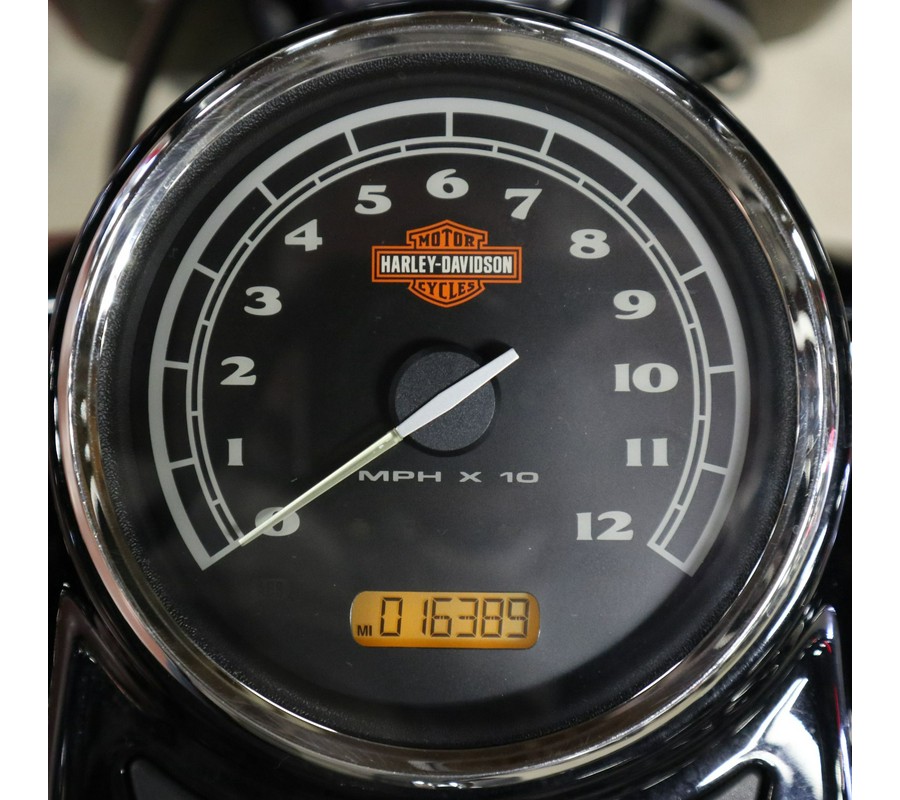 2017 Harley-Davidson Softail Slim®