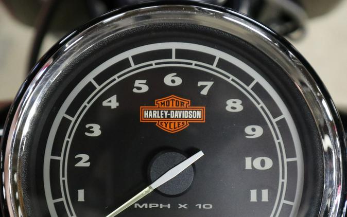 2017 Harley-Davidson Softail Slim®