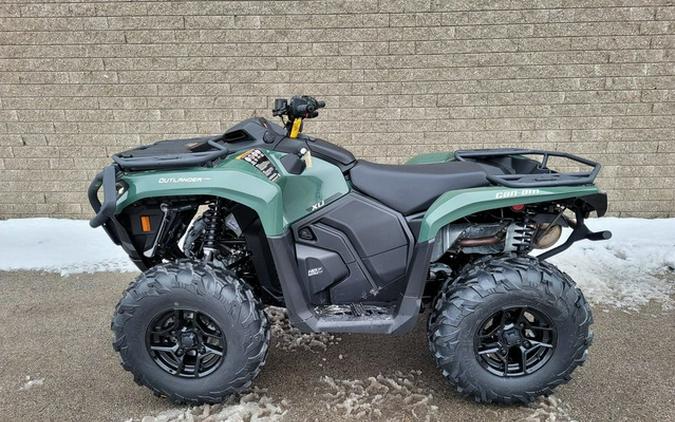 2024 Can-Am Outlander Pro XU HD7