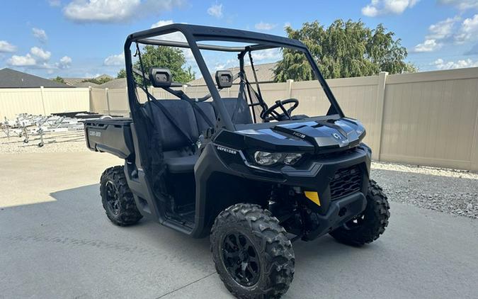 2024 Can-Am Defender DPS HD9 Timeless Black