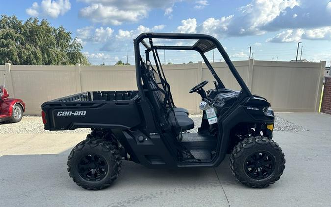 2024 Can-Am Defender DPS HD9 Timeless Black