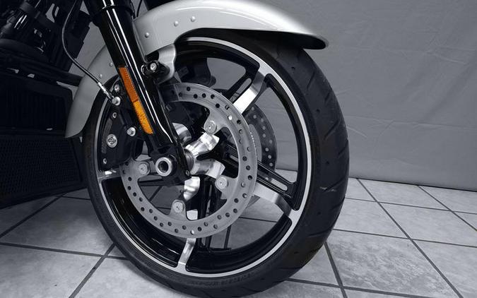 2025 Harley-Davidson® FLHX - Street Glide®