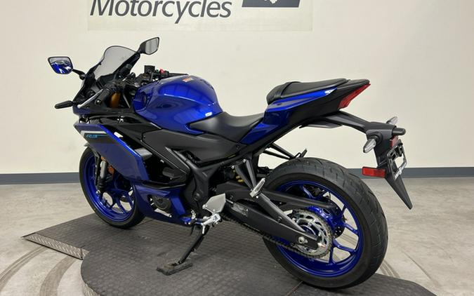 2025 Yamaha YZF R3 ABS