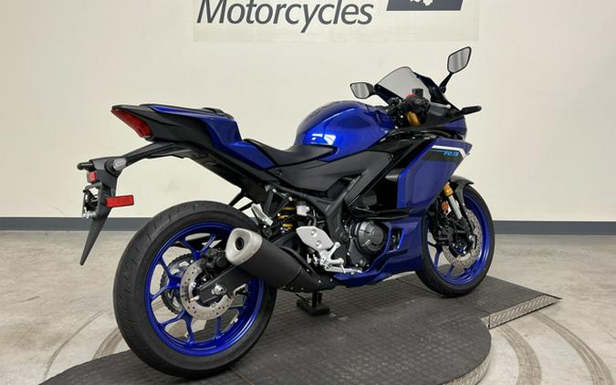 2025 Yamaha YZF R3 ABS