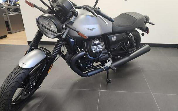 2023 Moto Guzzi V7 Stone