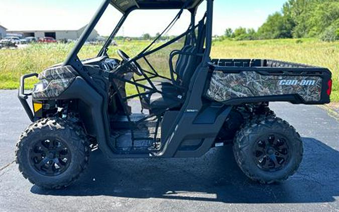 2024 Can-Am Defender XT HD9