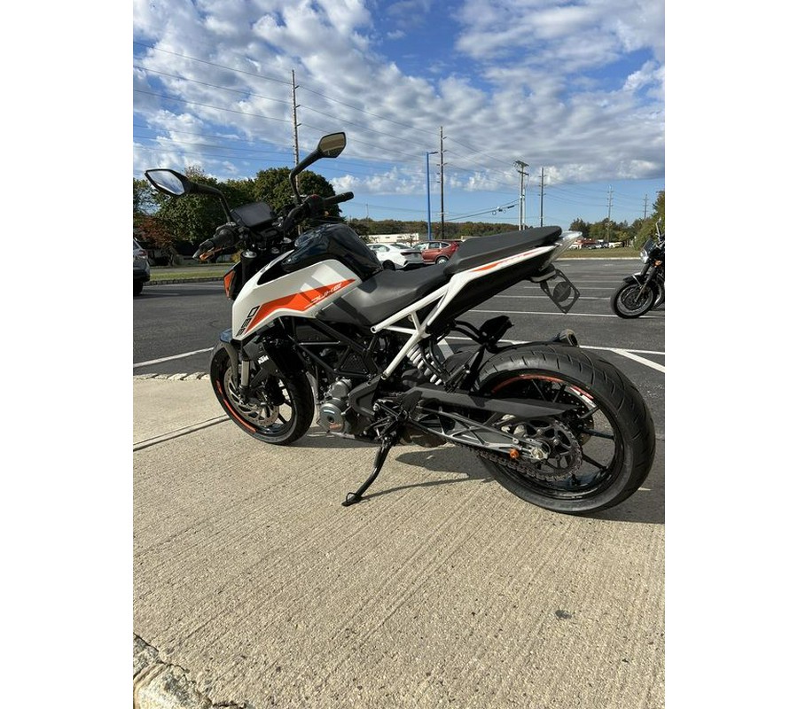 2021 KTM 390 Duke