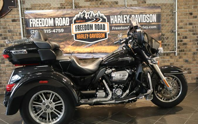 2021 Tri Glide® Ultra (FLHTCUTG)