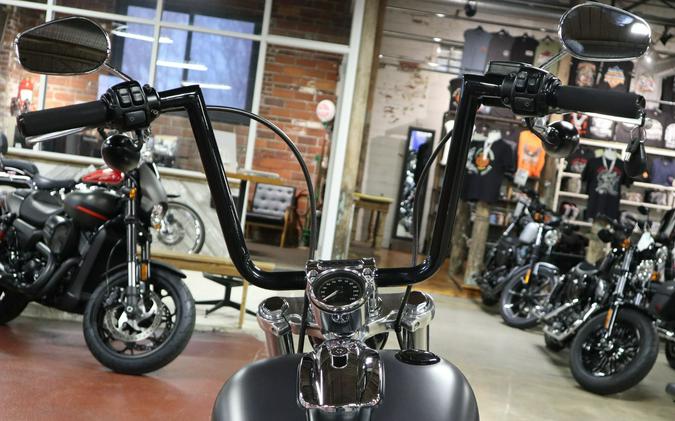 2016 Harley-Davidson Breakout®