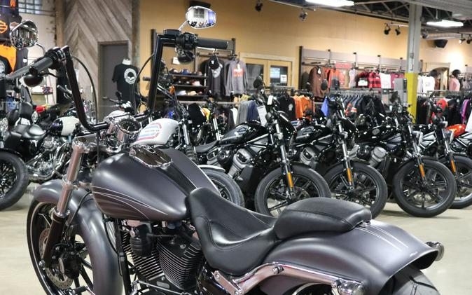 2016 Harley-Davidson Breakout®