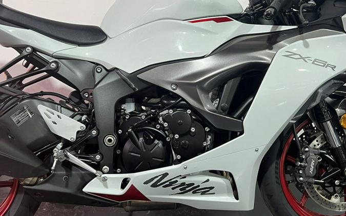 2025 Kawasaki Ninja ZX-6R ABS ABS KRT Edition
