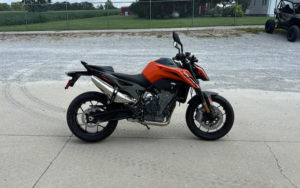 2024 KTM Duke 790