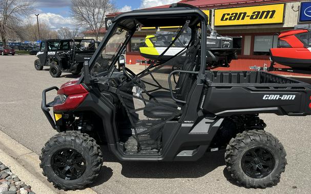 2024 Can-Am™ Defender DPS HD10