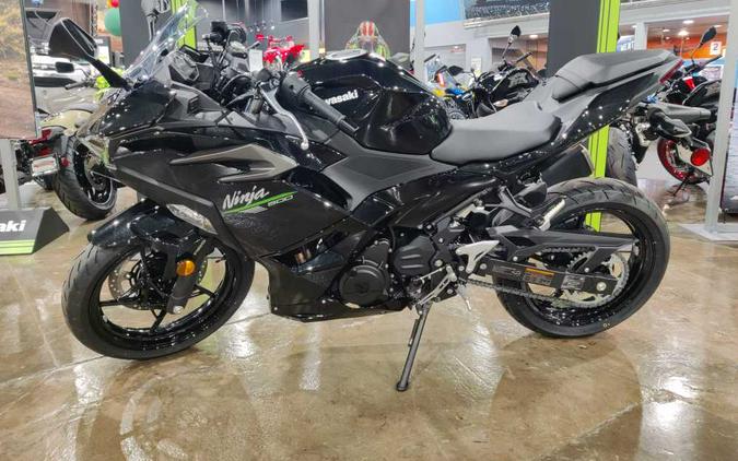 2024 KAWASAKI NINJA 500 ABS