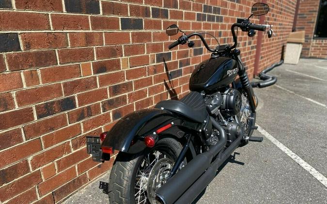 FXBB 2018 Street Bob