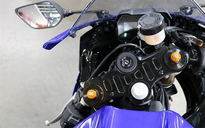 2025 Yamaha YZF-R7