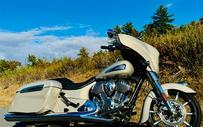2022 Indian Motorcycle Chieftain® Limited
