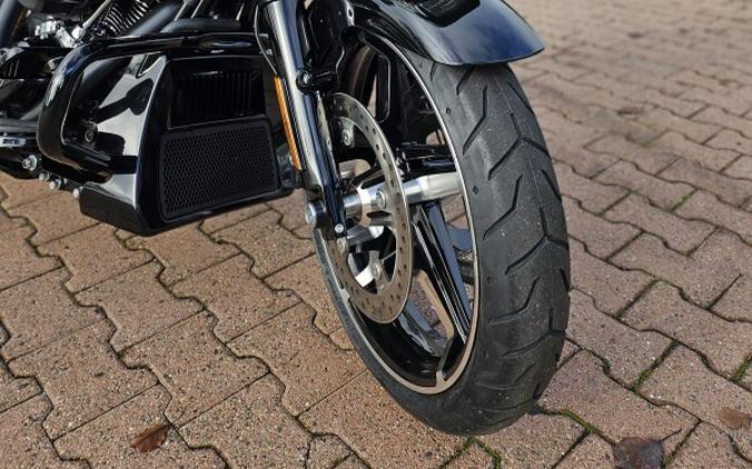 FLTRX 2026 Road Glide®