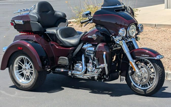 2022 Harley-Davidson® Tri Glide® Ultra