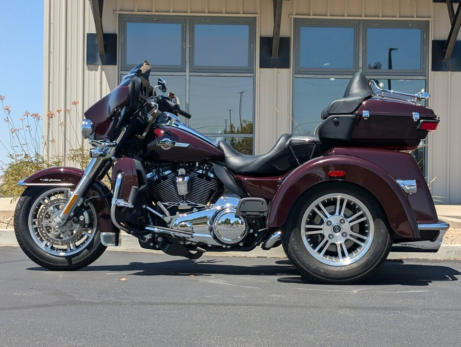 2022 Harley-Davidson® Tri Glide® Ultra