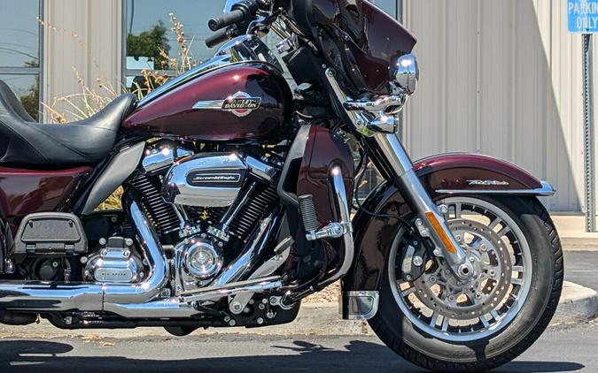 2022 Harley-Davidson® Tri Glide® Ultra