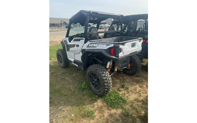 2022 Polaris Industries GENERAL XP 1000 DELUXE RC