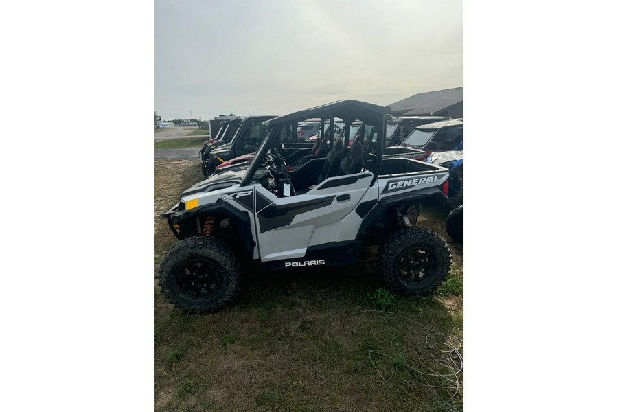 2022 Polaris Industries GENERAL XP 1000 DELUXE RC