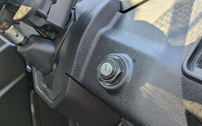 2025 Honda Pioneer 1000-6 Deluxe Crew