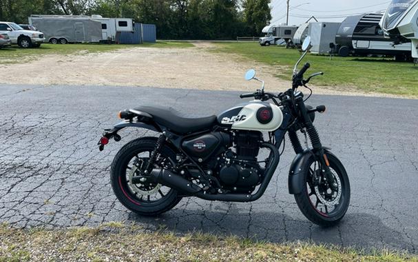 2027 Royal Enfield HUNTER 350 - TOKYO BLACK