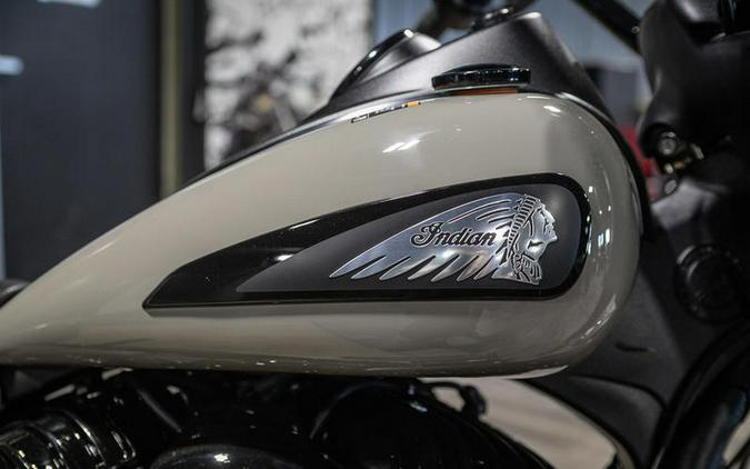 2023 Indian Motorcycle® Springfield® Dark Horse® Quartz Gray