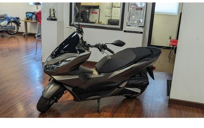 2024 Honda PCX ABS