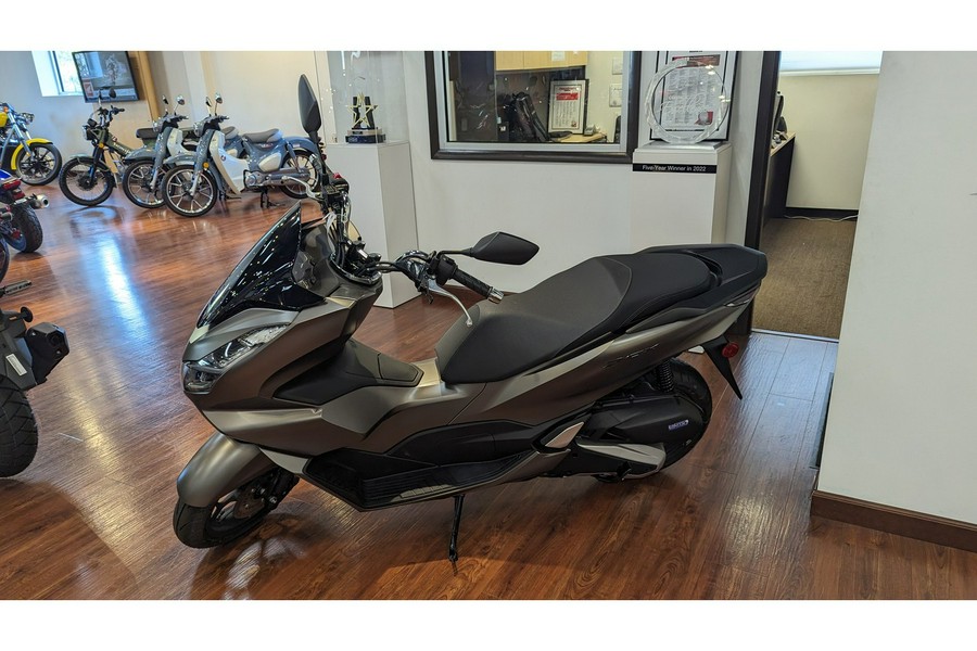 2024 Honda PCX ABS